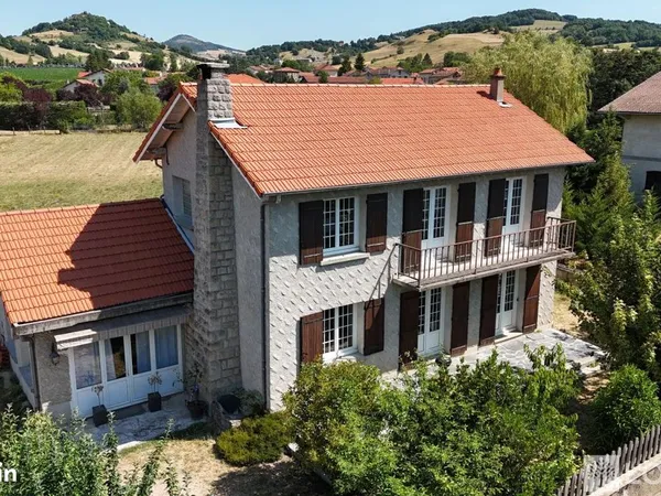Maison 5 pièces 142 m²