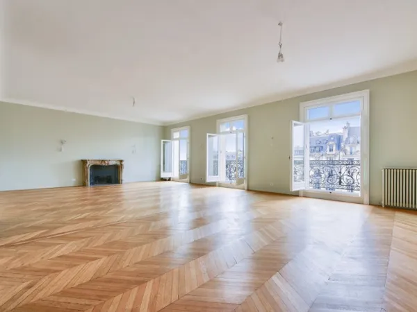 Muette - Henri Martin - 8 pièces - 350 m² et balcons