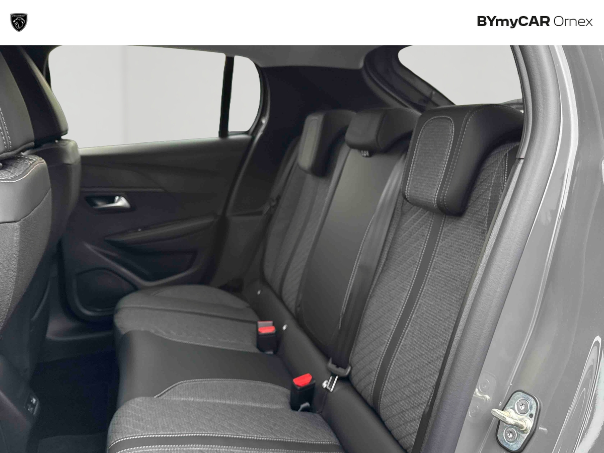 Peugeot 208 Hybrid 110 e-DCS6 — photo 18