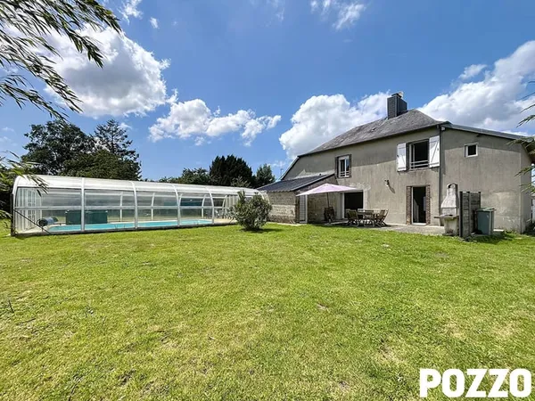 Maison Lengronne (50450) 7 pièce(s) 150 m2 terrain 900 m² piscine