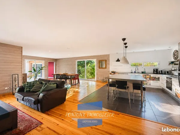 Villa 6 pièces 168 m²