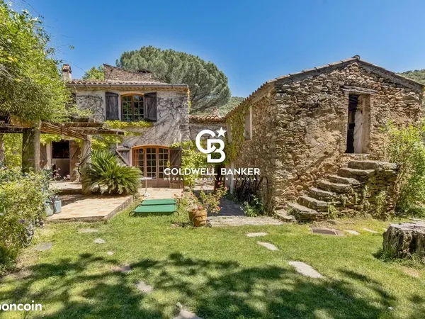 Propriété 16 pièces 620 m²