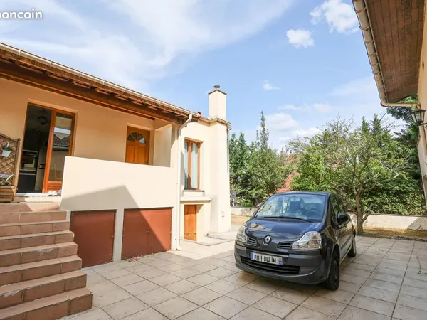 Maison 6 pièces 156 m²