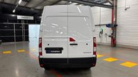 Renault Master F3300 L2H2 2.3 Blue dCi 135ch Confort Euro6 — photo 6
