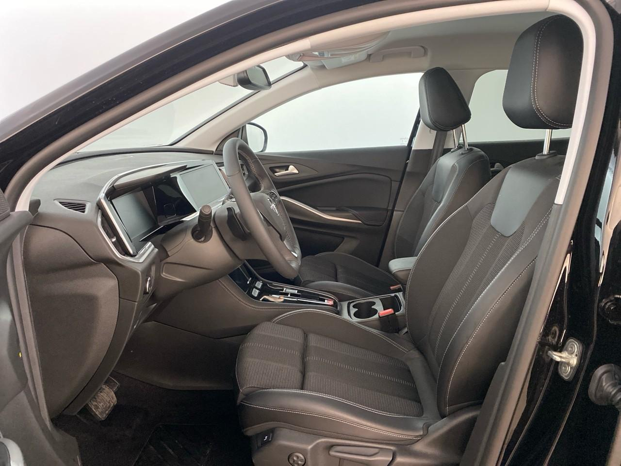 Opel Grandland 1.2 turbo hybrid 136 ch e-dct6 gs — photo 9