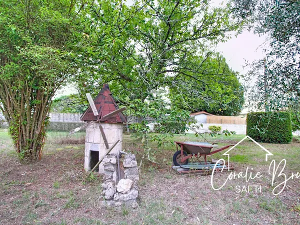 Maison en pierre - 4 chambres sur beau terrain clôt