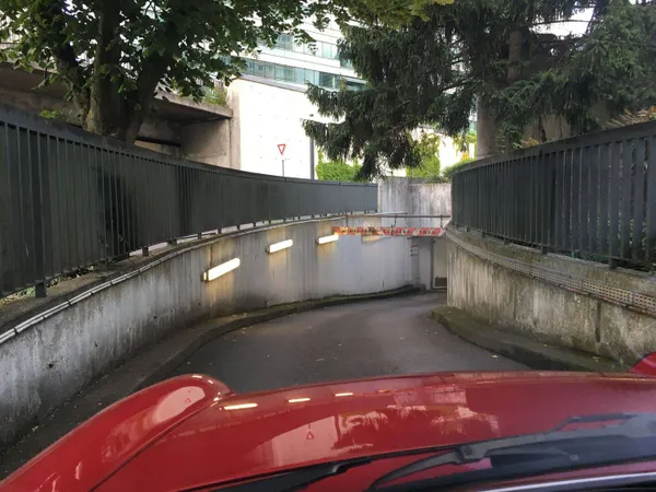 Parking 12 m²