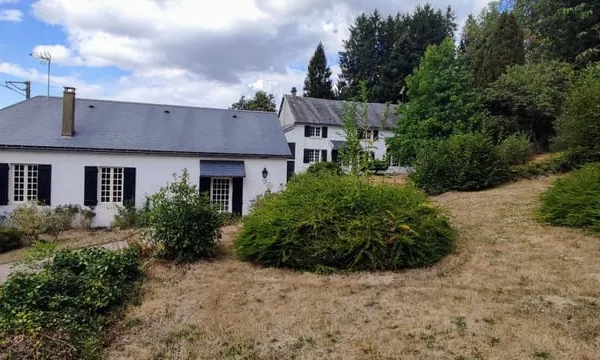 Ensemble de deux Maisons Montsauche Les Settons 6 pièces 263 m2