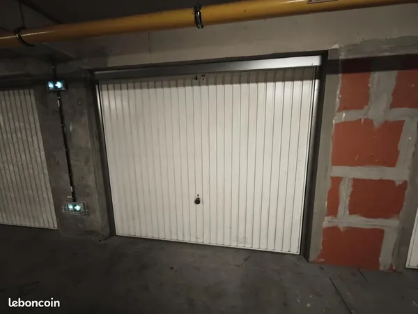 Garage/box 16 m² Clermont Ferrand