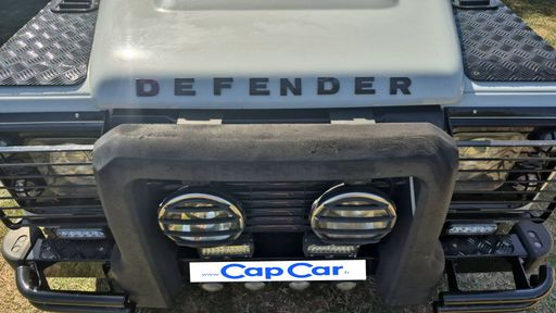 Land Rover Defender 90 2.2 TDCi 122 4WD - SE – 2012 – 134095 km – Diesel – Boîte Manuelle — photo 3