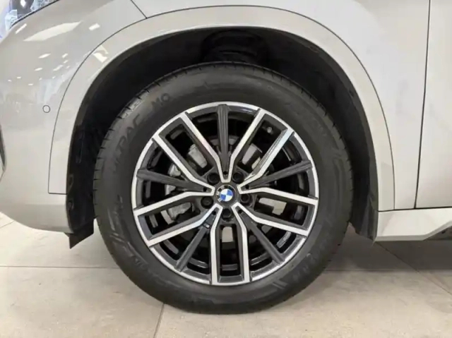 Bmw X1 sdrive18d 150ch m sport — photo 9