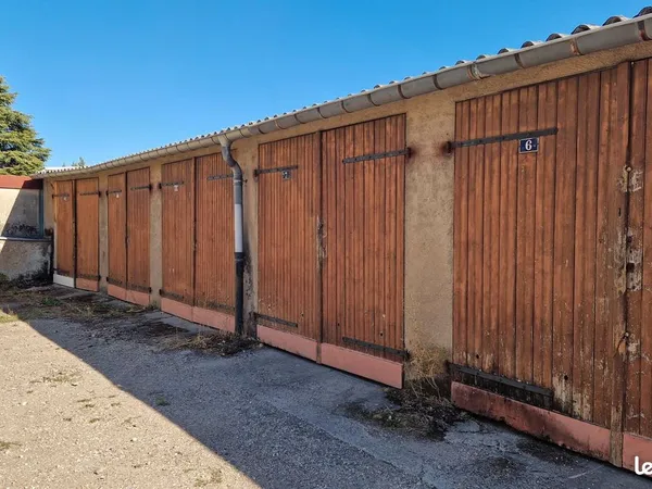 Loue garage couvert Metz Sablons