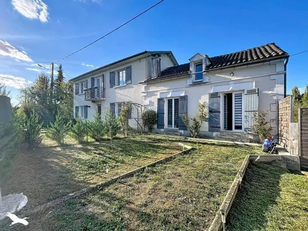 Maison 8 pièces 197 m²