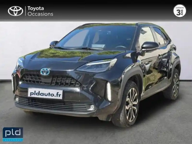 Toyota Yaris cross 116h design awd-i my22