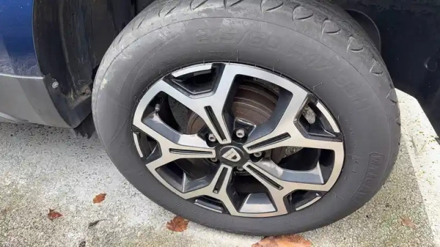 Dacia Duster blue dci 115 4x2 — photo 71