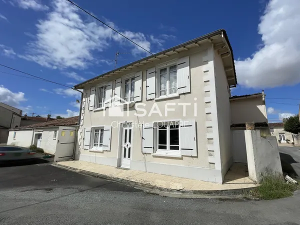 Maison à étage idéale pour une famille, 5 chambres dont 2 en RDC .