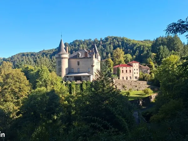 Terrain chastel/cronce