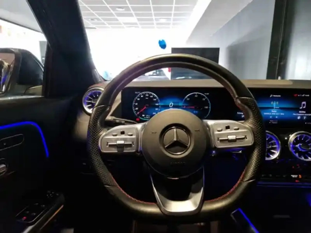 Mercedes Eqa 250+ amg line — photo 19