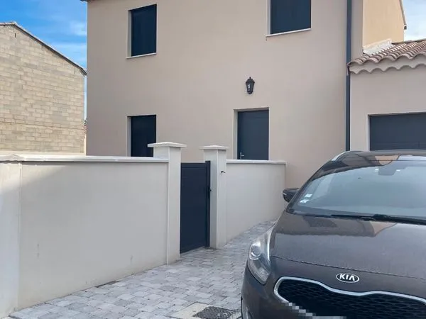 Maison neuve Piolenc