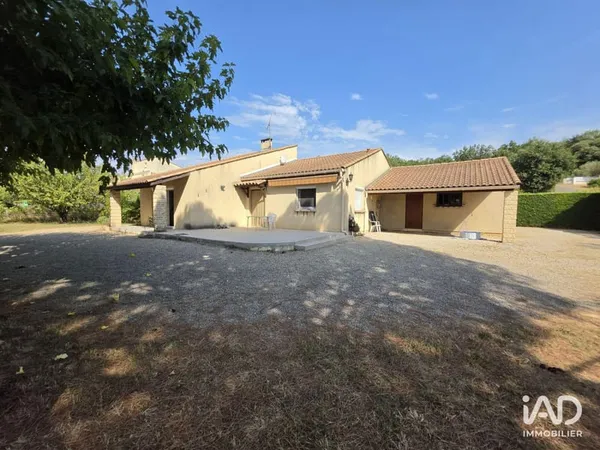 Maison 3 pièces 137 m²