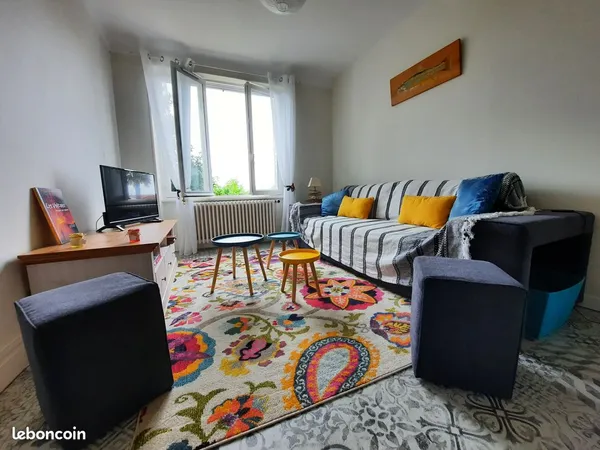 LOCATION ISSOIRE MAISON Meublée 4-5 pièces Jardin