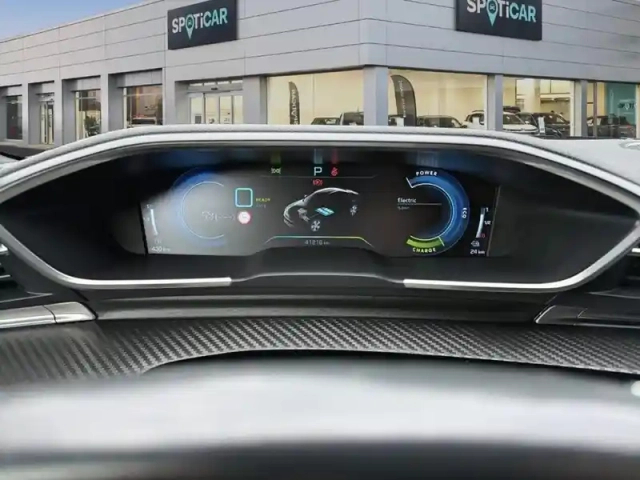 Peugeot 508 hybrid 225 e-eat8 gt — photo 21