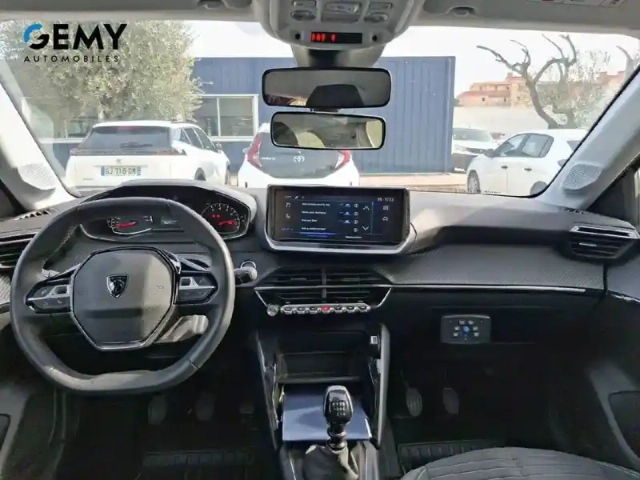 Peugeot 208 puretech 100 s&amp;s bvm6 — photo 42