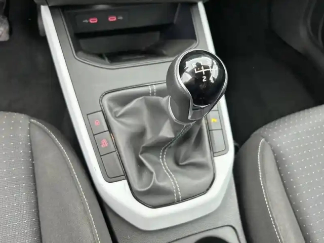 Seat Arona 1.0 tsi 95 ch start/stop bvm5 — photo 14