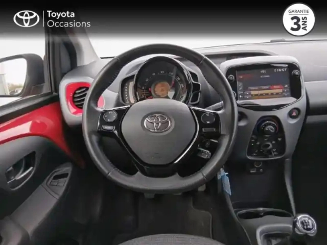 Toyota Aygo 1.0 vvt-i 72ch x-play 5p my20 — photo 9