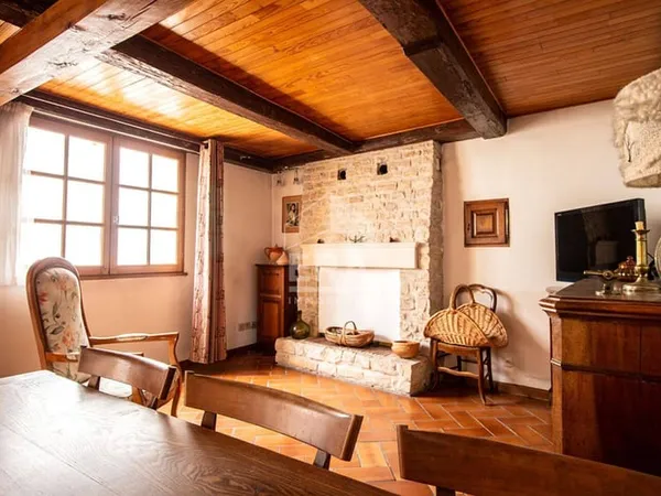 Maison 6 pièces 162 m²