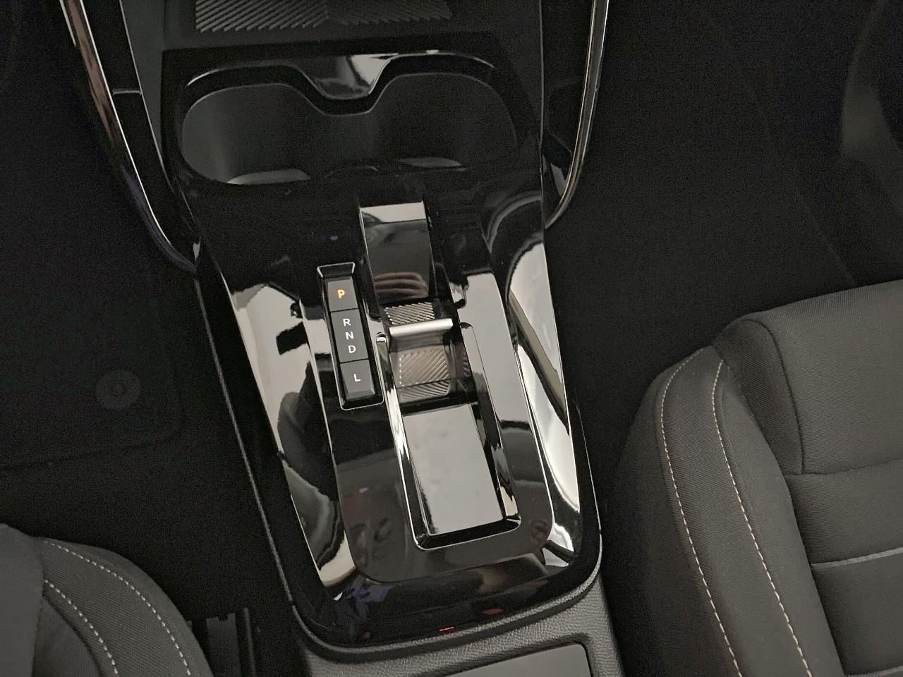 Citroën C3 Aircross hybride 145 ch aut plus — photo 17