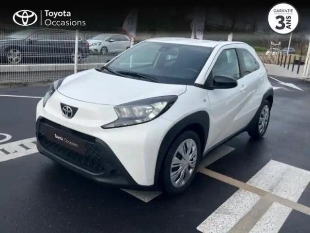 Toyota Aygo x 1.0 vvt-i 72ch dynamic my23 — photo 14
