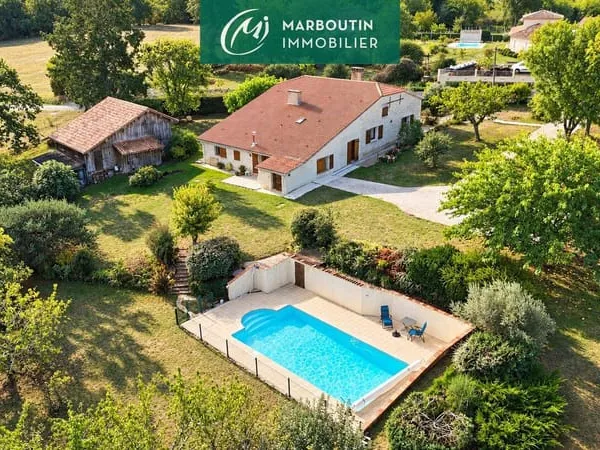 Maison 6 pièces 197 m²