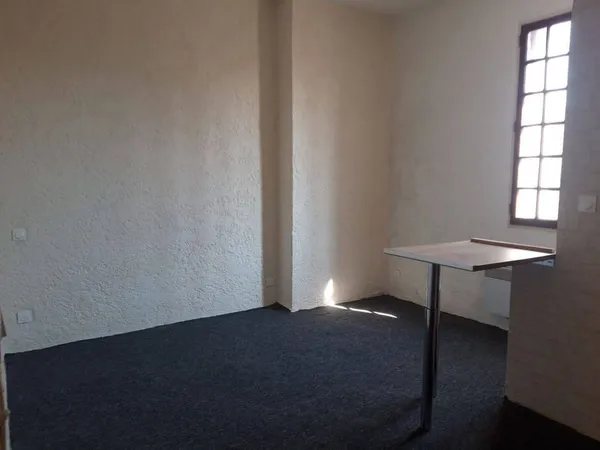 Studio 1 pièce 17 m²