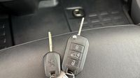 Peugeot Expert Standard 2.0 BlueHDi 120ch S&S Asphalt EAT8 — photo 16