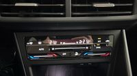 Volkswagen Taigo 1.0 TSI 110ch R-Line DSG7 — photo 26