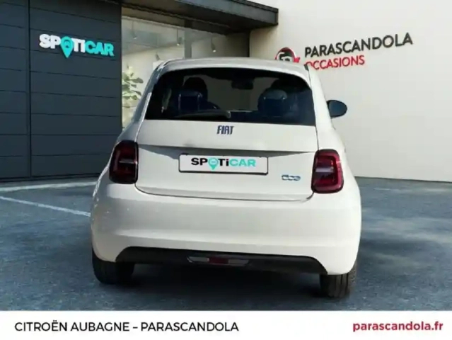 Fiat 500 e 95ch action — photo 5