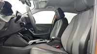 Peugeot 2008 e-2008 136ch Allure — photo 9