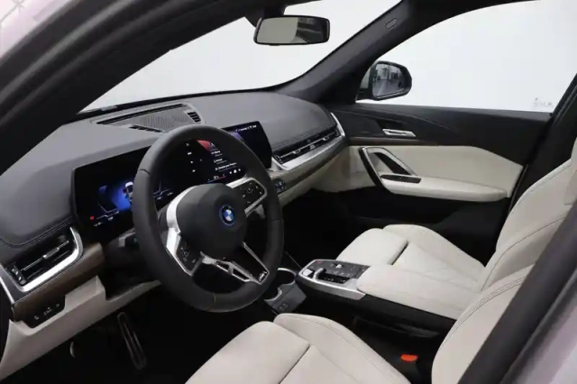 Bmw X1 i edrive20 204ch bva — photo 7