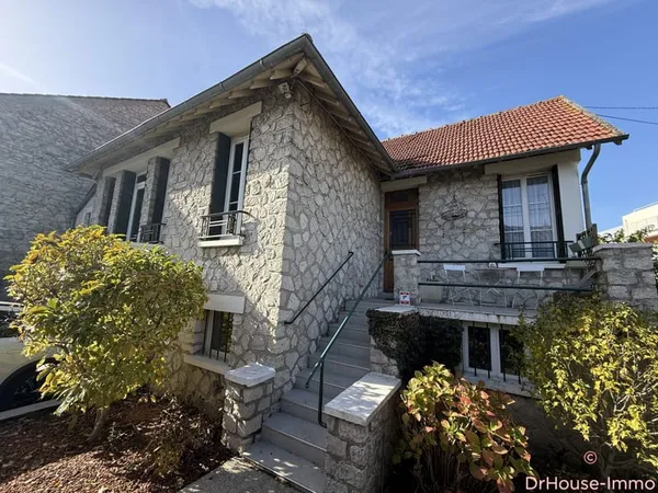 Maison proche gare Nemours