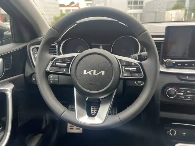 Kia Xceed 1.5 t-gdi 140 ch bvm6 — photo 29