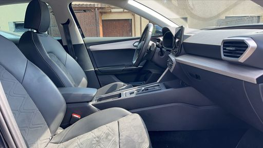 Seat Leon 1.5 eTSI 150 DSG7 - Xcellence – 2022 – 38684 km – Hybride essence – Boîte Automatique — photo 26