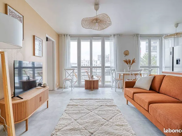 Bel appartement récemment rénové pour colocation