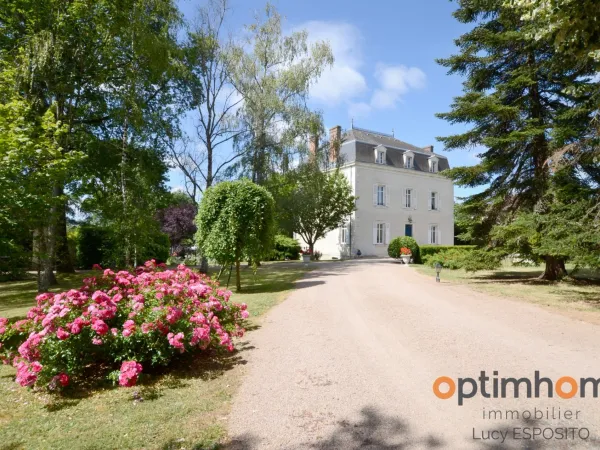 🏡 Élégante Maison de Maître avec piscine chauffée et parc paysager - Saulgond, Charente 🌳✨