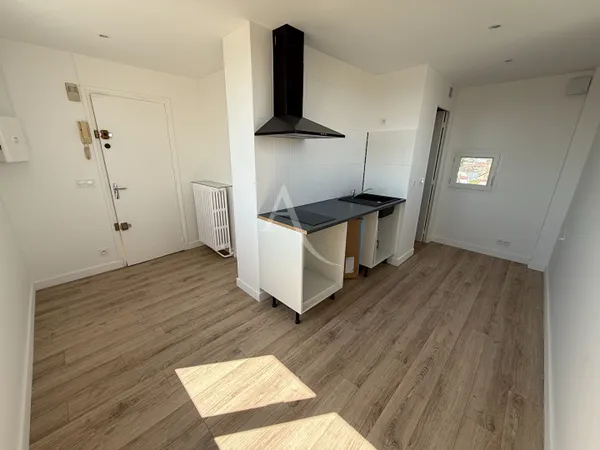 Studio entièrement rénové - Proche centre-ville d'Auxerre