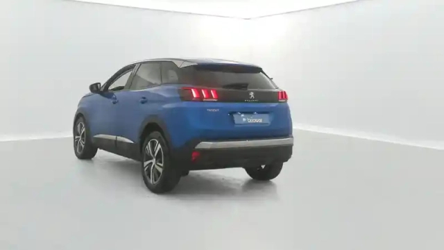 Peugeot 3008 1.5 bluehdi 130ch allure — photo 19
