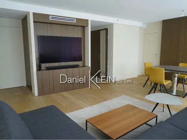Appartement familial, rénové 102m2, Quartier Zola