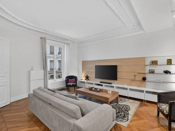Appartement 2 pièces 64 m²