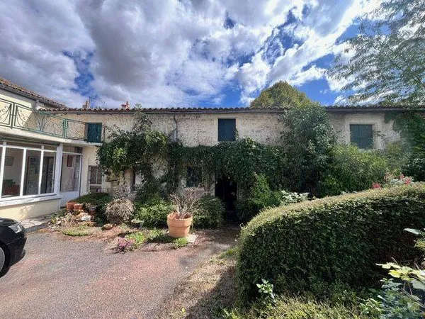 Maison 2 pièces 100 m²