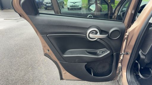 Fiat 500X 1.6 Multijet 120 - City Cross – 2018 – 136782 km – Diesel – Boîte Manuelle — photo 9